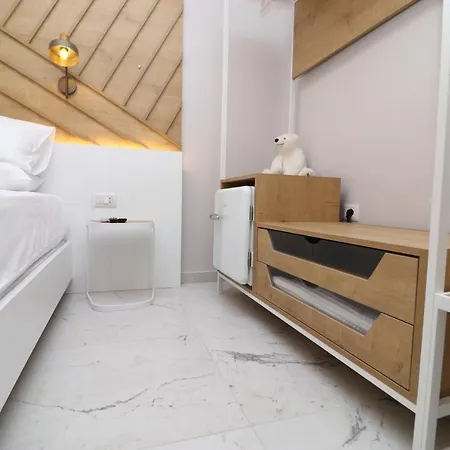 Bed & Breakfast Hercules *