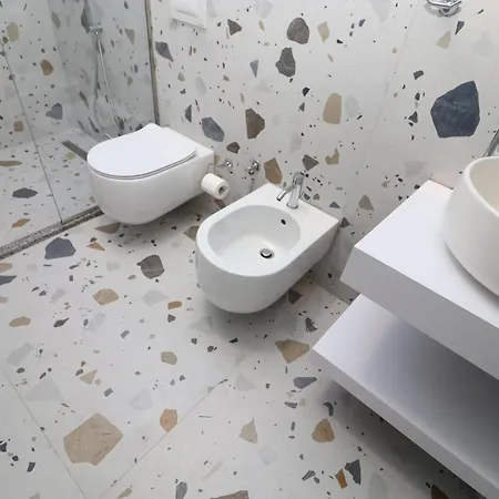 Hercules Bed & Breakfast Himare