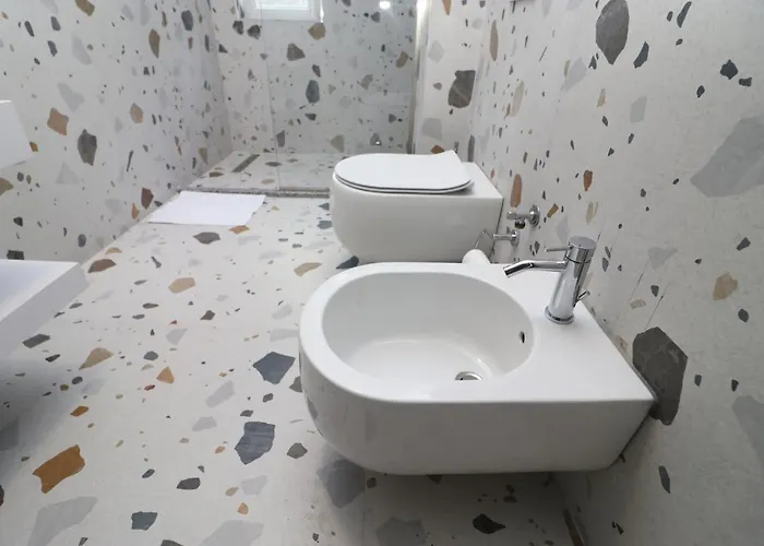 Hercules Bed & Breakfast Himare