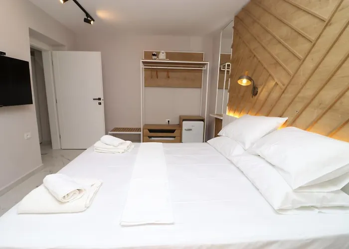 Bed & Breakfast Hercules 3*