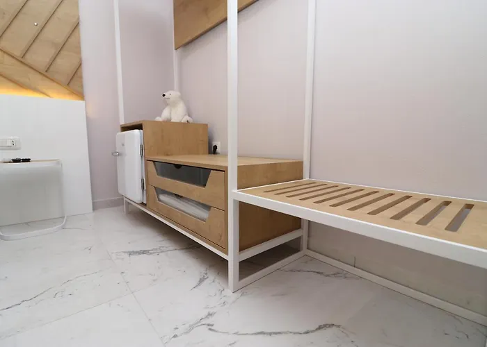 Bed & Breakfast Hercules 3*