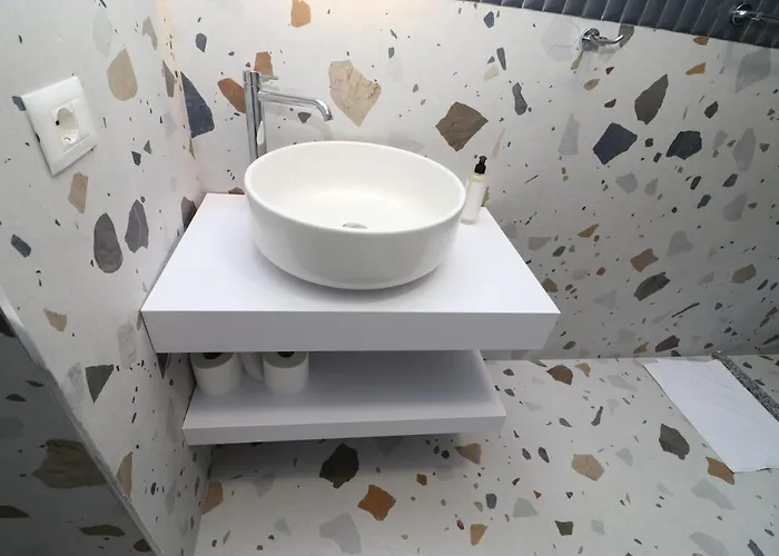 Bed & Breakfast Hercules 3*